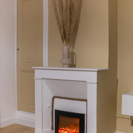 Le Beige - T2 Climatise - Elegant Et Renove Apartman