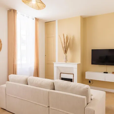 Le Beige - T2 Climatise - Elegant Et Renove *