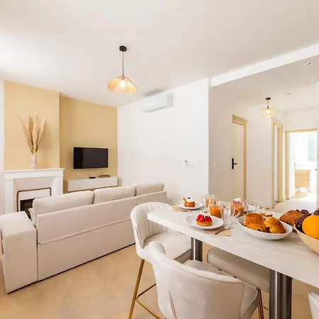 Le Beige - T2 Climatise - Elegant Et Renove Apartman Agen